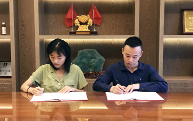 恭喜山東濰坊坊子區(qū)宋曉艷女士成功簽約翌芙萊！